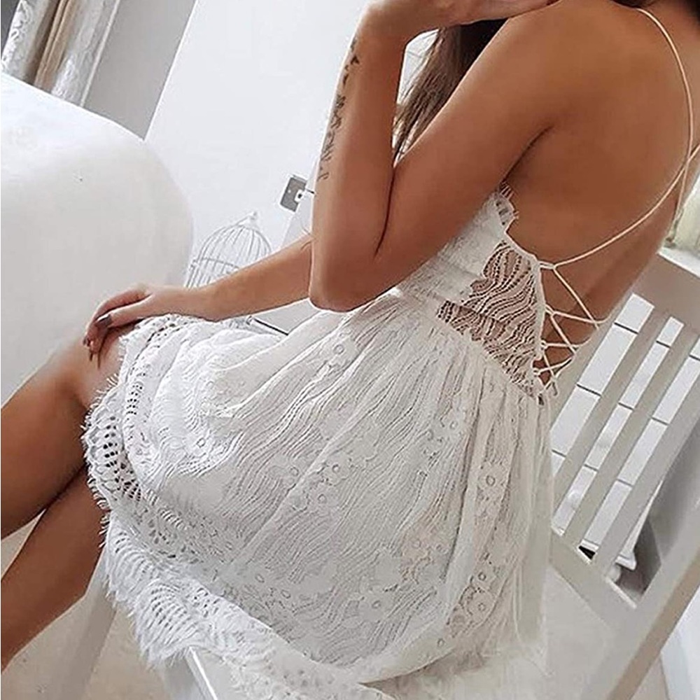 Beautiful Medium V Neck Lace White Tie Back Dress